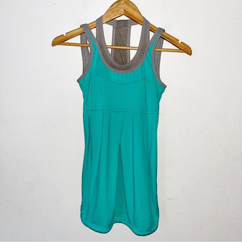 Lole Ella tank top Sz XS in turquoise athletic wear sports yoga gym performance